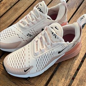 Gently worn in house size 6 Nike Women's Air Max 270 Sneakers in White and Pink